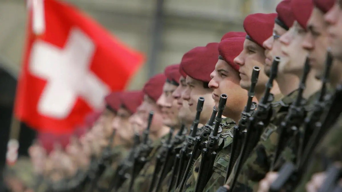 Một quốc gia châu Âu khẳng định không có khoảng trống tài chính trong quân đội hay nút thắt thanh khoản