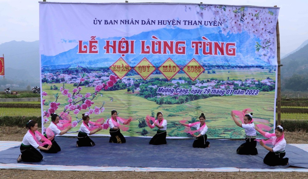 Lễ hội Lùng Tùng của người Thái ở Lai Châu - mở đầu mùa sản xuất mới