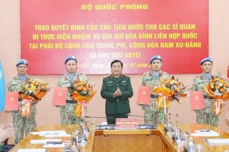 Four Vietnamese officers to depart for UN peacekeeping missions