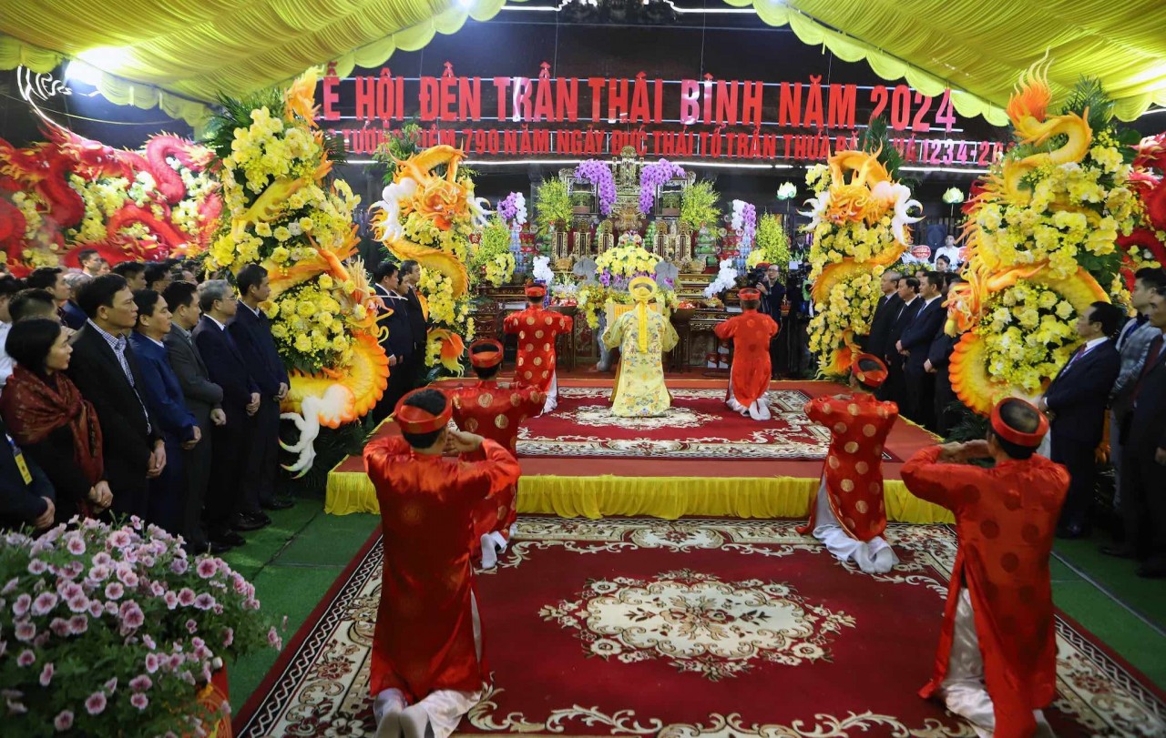 Khai mạc Lễ hội đền Trần Thái Bình năm 2024 với chủ đề: Hào khí Đông A - Tiếng vọng ngàn năm