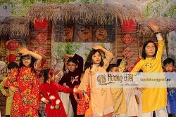Cộng đồng người Việt tại Stuttgart phát huy truyền thống đoàn kết, yêu thương
