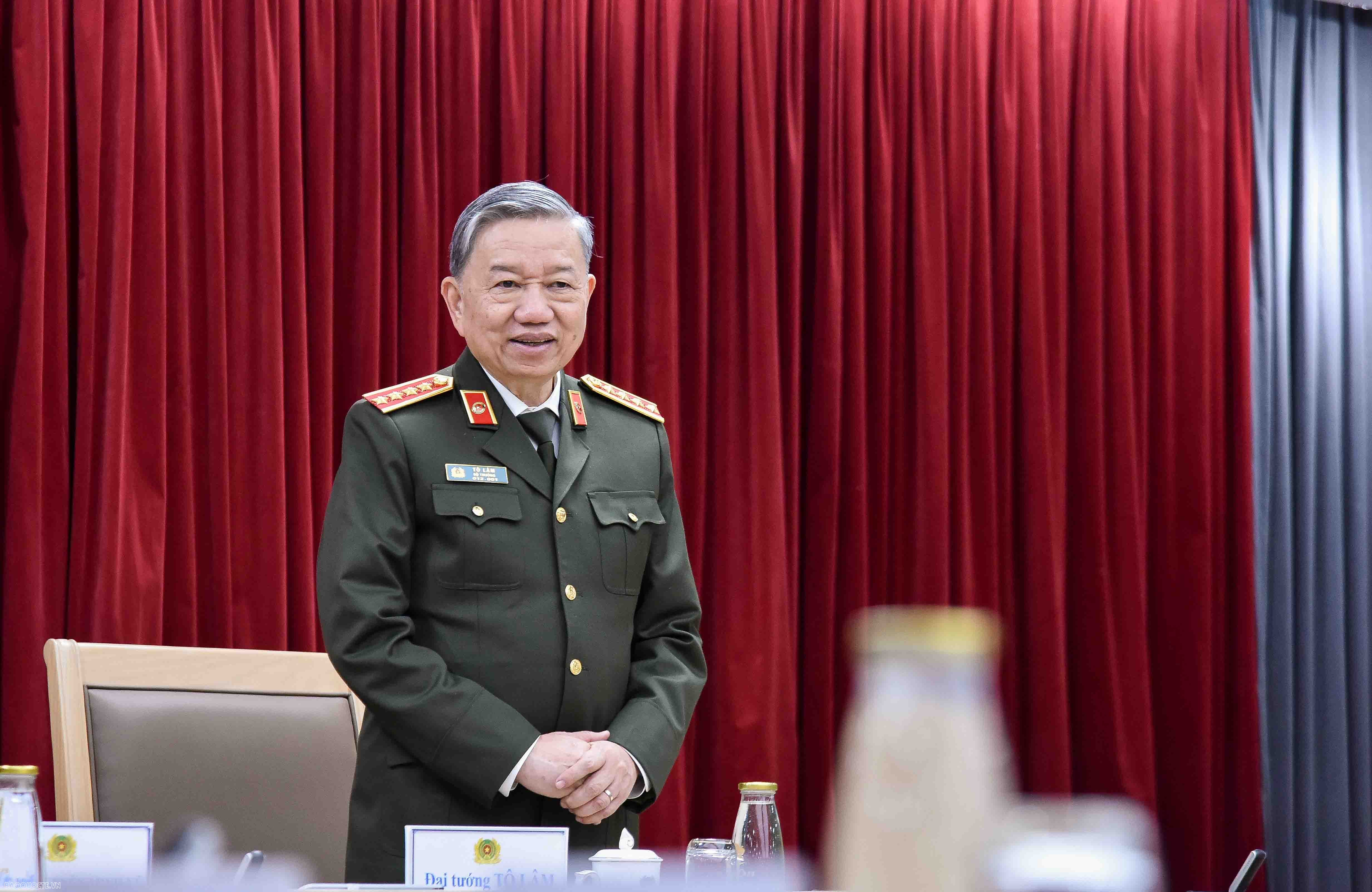 Bộ trưởng Bộ Công an Tô Lâm gặp mặt Trưởng Cơ quan đại diện Việt Nam ở nước ngoài