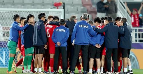 Đội tuyển U23 Việt Nam thi đấu giao hữu với U23 Tajikistan