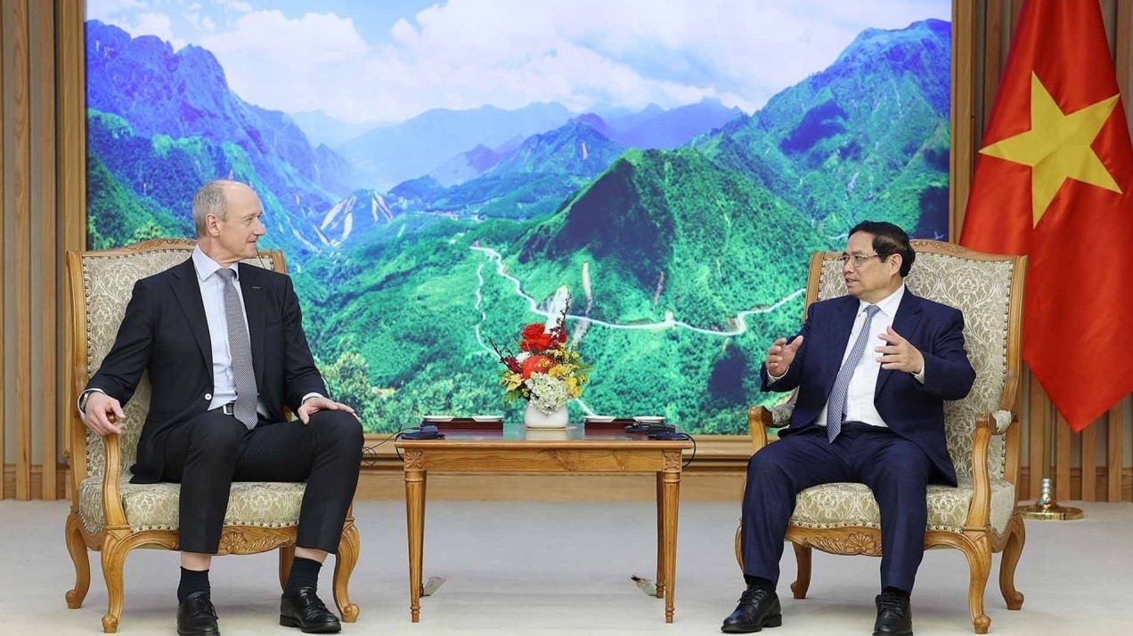 PM Pham Minh Chinh receives President and CEO of Siemens in Hanoi