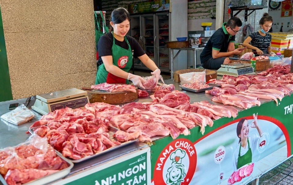 Giá heo hơi hôm nay 27/2: Giá vẫn ổn định chỉ có giá heo hơi miền Nam tăng giá