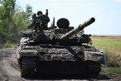 Xung đột Nga-Ukraine làm cho xe tăng sắp hết thời?