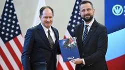 Chi bộn tiền rước vũ khí Mỹ về nước, Ba Lan ca ngợi 'ngày tuyệt vời'