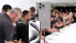 Đại lý Apple tại Trung Quốc giảm giá sốc iPhone 15 Pro Max nhằm cạnh tranh với Huawei