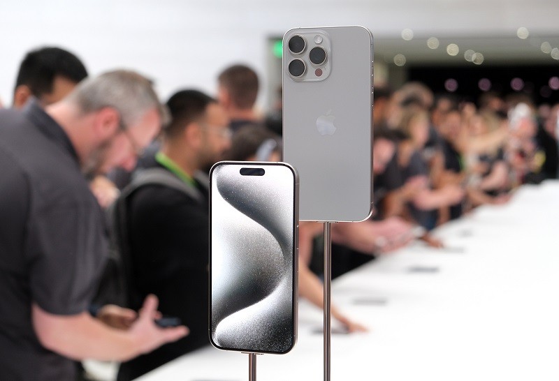 Các đại lý ủy quyền của Apple tại Trung Quốc đã giảm giá sốc iPhone nhằm phục hồi doanh số