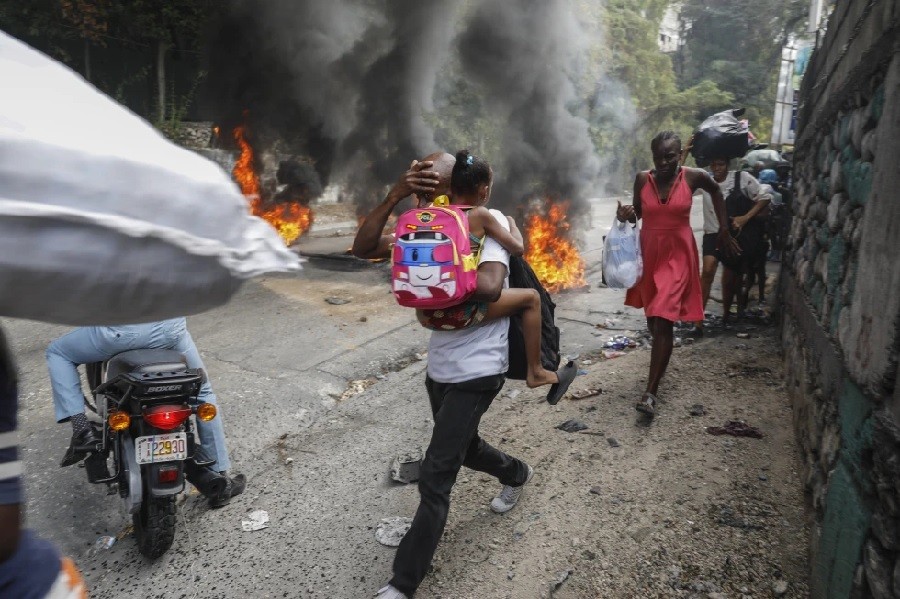 Khủng Hoảng Haiti: Diễn Biến Xấu, Láng Giềng Cảnh Giác Cao độ, Nhiều ...