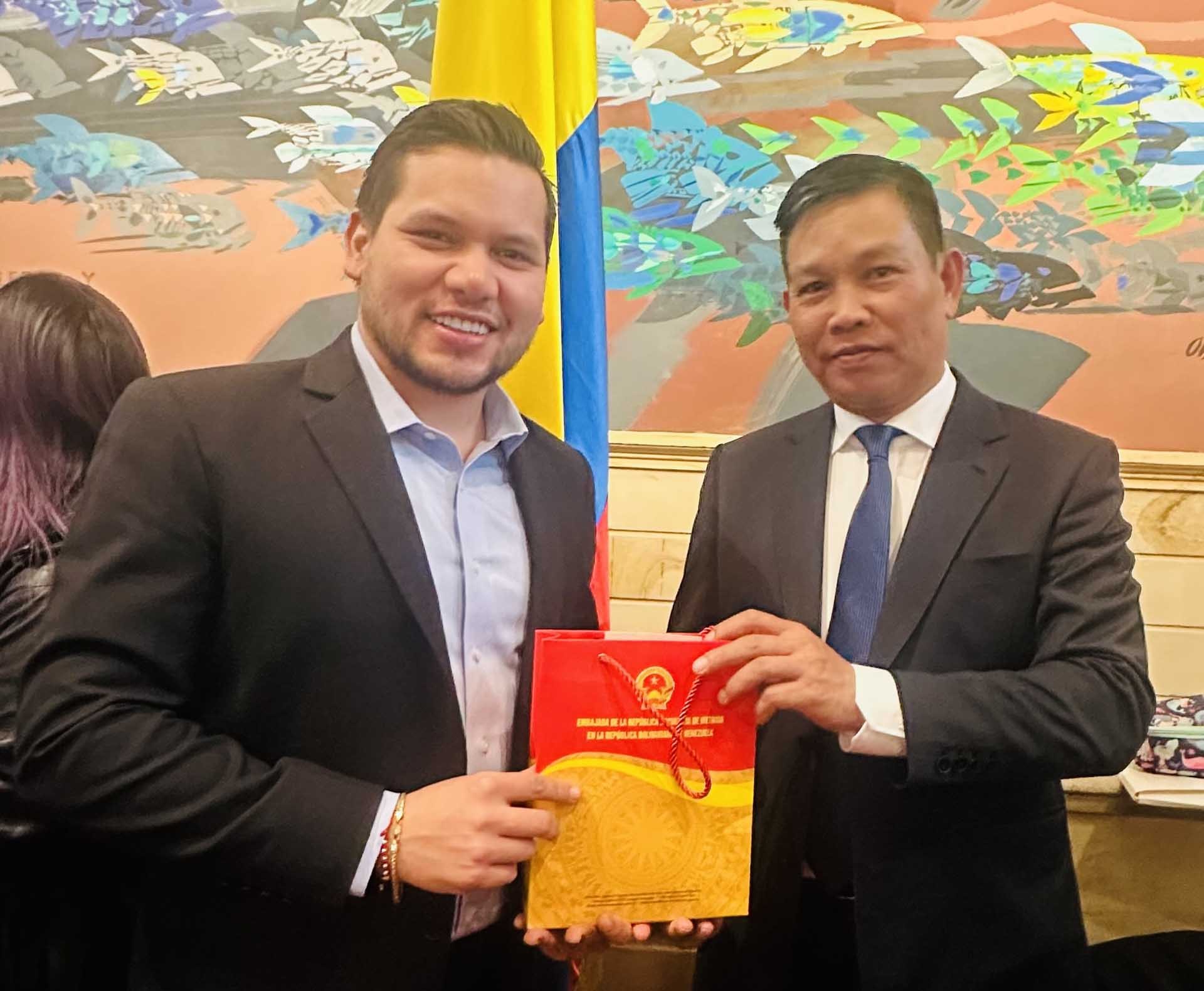 Quốc hội Colombia mong muốn thúc đẩy quan hệ với Việt Nam