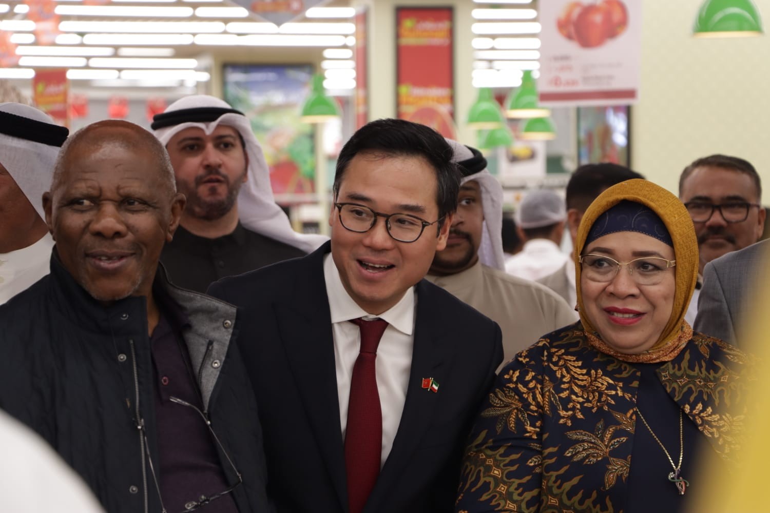 Trước thềm cao điểm mua sắm tháng Ramadan, sản phẩm Việt Nam được quảng bá tại đại siêu thị Lulu ở Kuwait