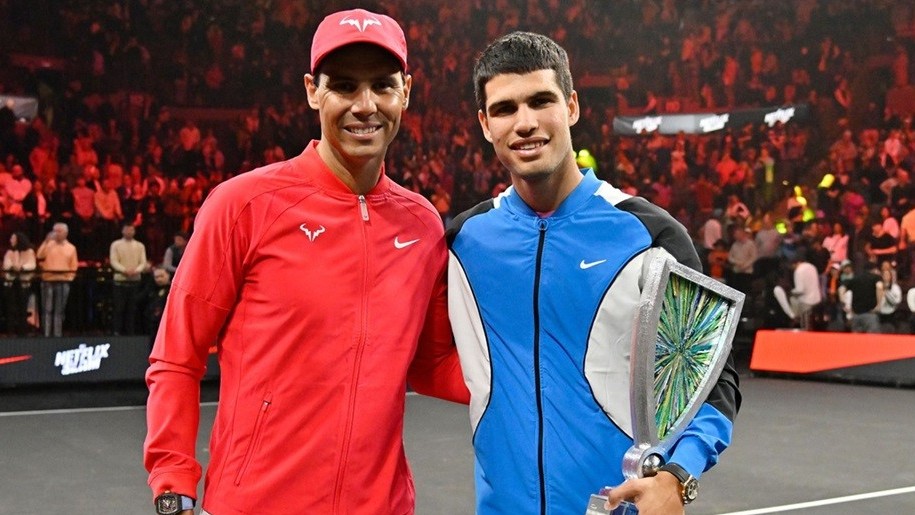 Carlos Alcaraz chia sẻ, học được nhiều điều từ Rafael Nadal trước thềm Indian Wells 2024