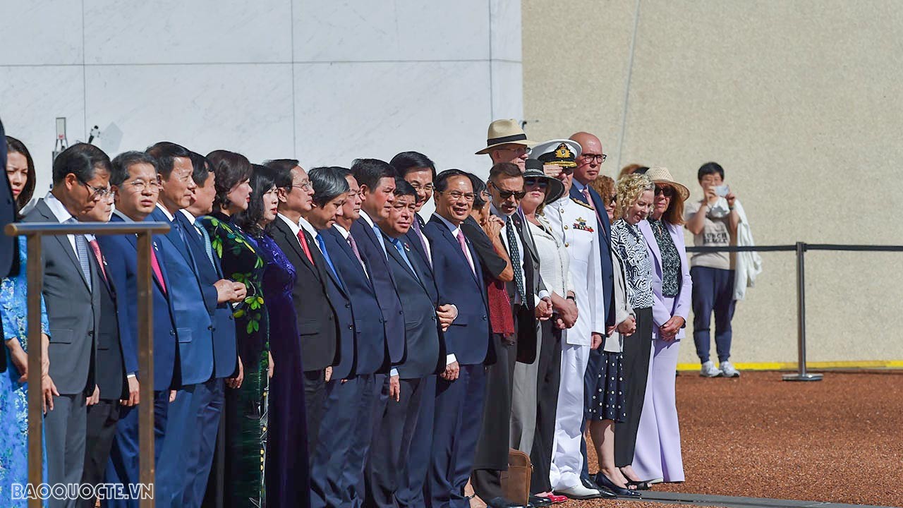 Welcome ceremony held for PM Pham Minh Chinh in Canberra