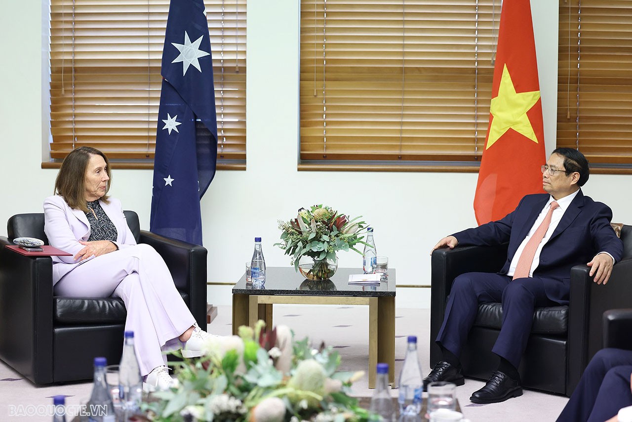 Chiều ngày 7/3, tại nhà Quốc hội, Thủ đô Canberra, Australia, Thủ tướng Chính phủ Phạm Minh Chính đã có cuộc hội kiến với Chủ tịch Thượng viện Australia Sue Lines.