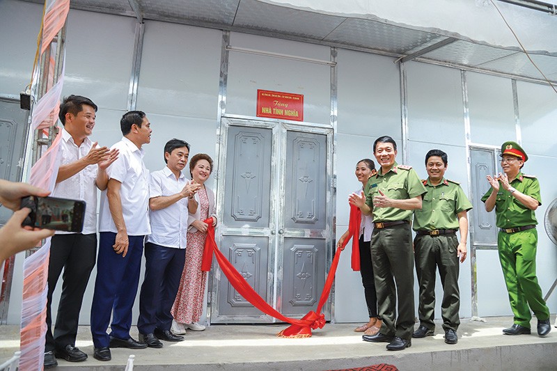 Chủ tịch Tập đoàn BRG Nguyễn Thị Nga - Nữ doanh nhân tận lực cống hiến cho cộng đồng và vì cộng đồng