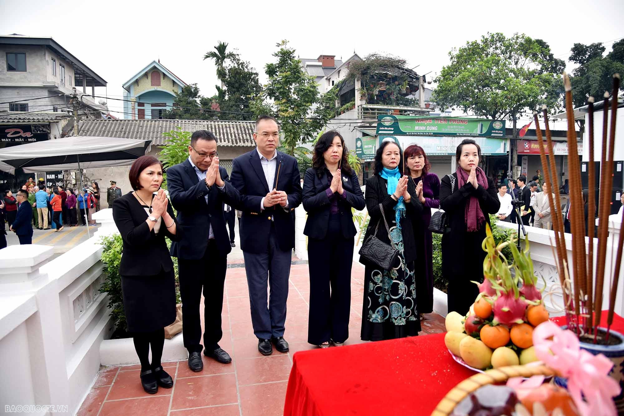 Khánh thành nâng cấp Khu tưởng niệm cán bộ, phóng viên Việt Nam-Algeria hy sịnh trong vụ tai nạn máy bay tại Sóc Sơn năm 1974