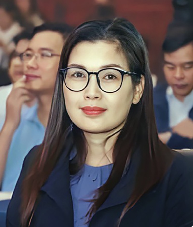 CEO Bùi Thị Hồng Hạnh