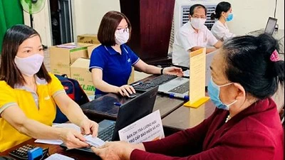 55,9% tỷ lệ phụ nữ đang hưởng lương hưu hàng tháng