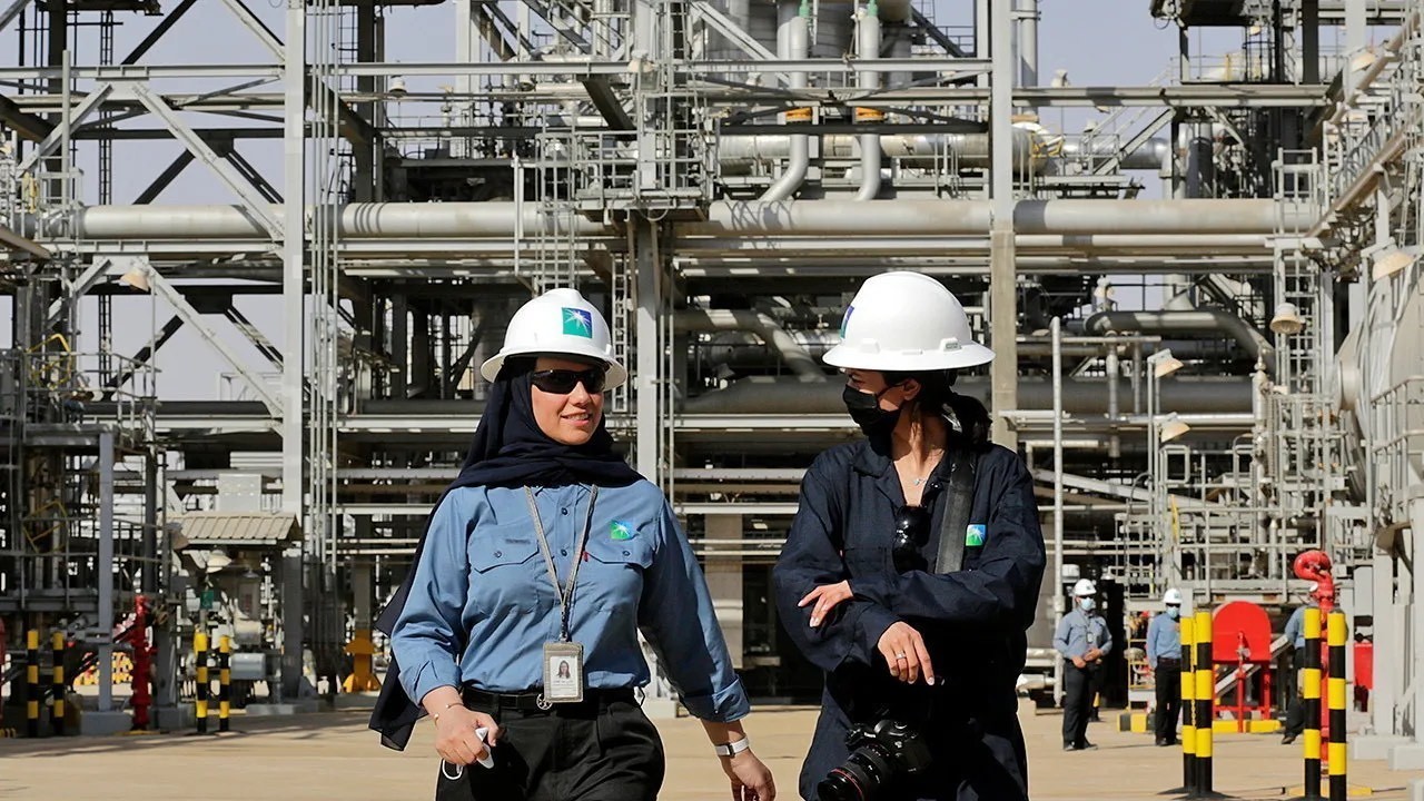 Saudi Arabia: Tập đoàn dầu khí hàng đầu thế giới bị ‘bốc hơi’ 24,7% lợi nhuận trong năm 2023