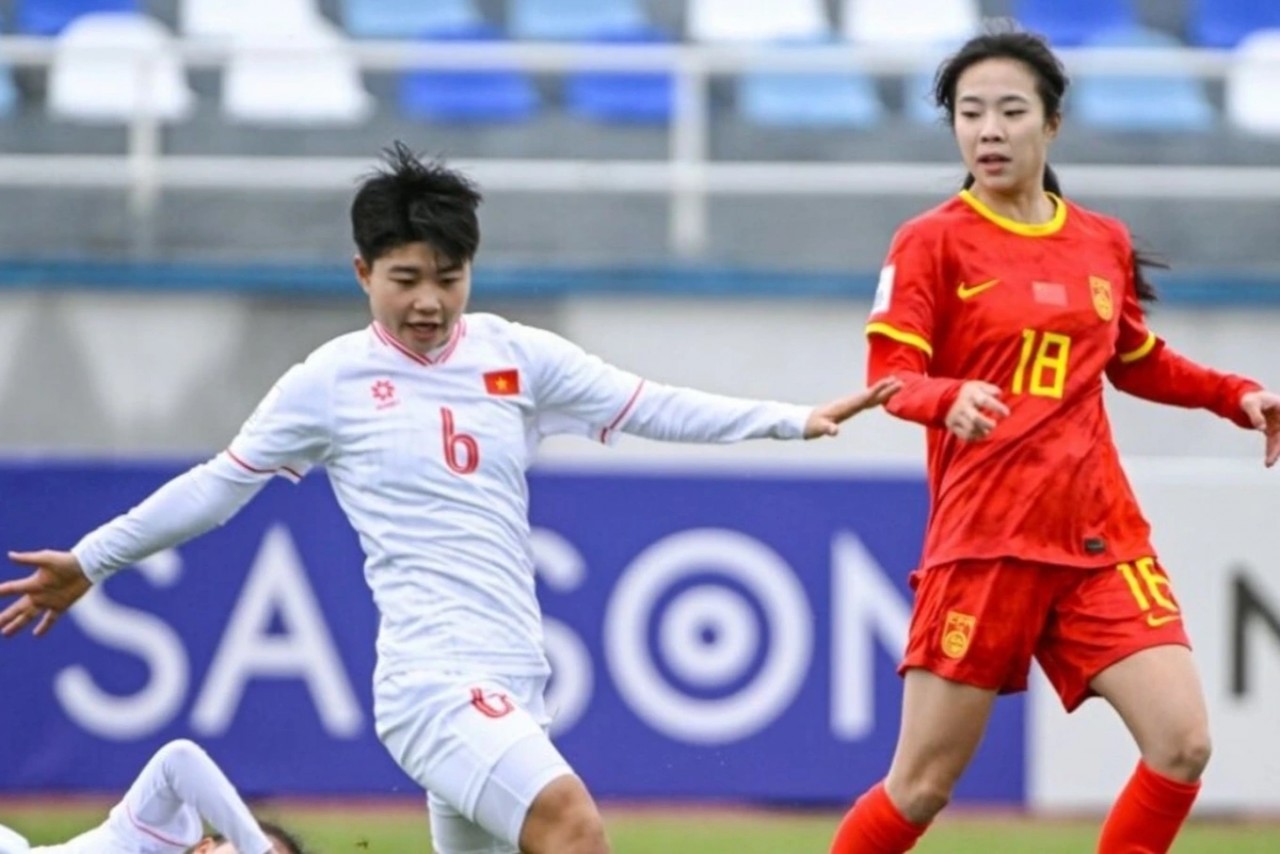 Giải châu Á 2024: U20 nữ Việt Nam thi đấu kiên cường trước đối thủ Trung Quốc