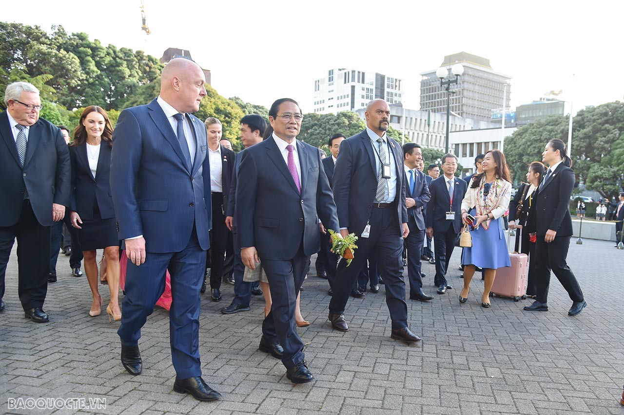 New Zealand Prime Minister chairs welcome ceremony for Prime Minister Pham Minh Chinh