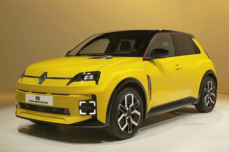 Xe điện giá rẻ Renault 5 E-Tech 'cháy' hàng khi vừa ra mắt