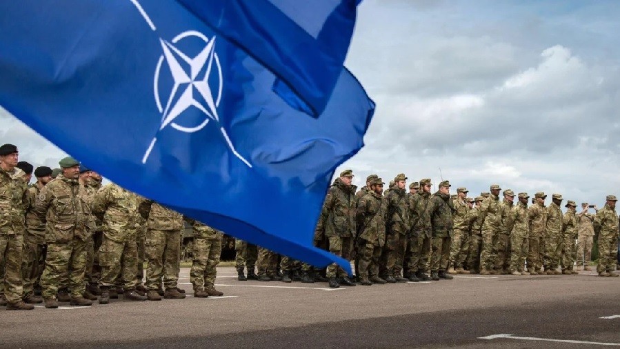 Nước châu Âu cảnh báo NATO 'lằn ranh đỏ' chớ vượt ở Ukraine, Tổng thư ký Jens Stoltenberg cũng tỏ rõ lập trường