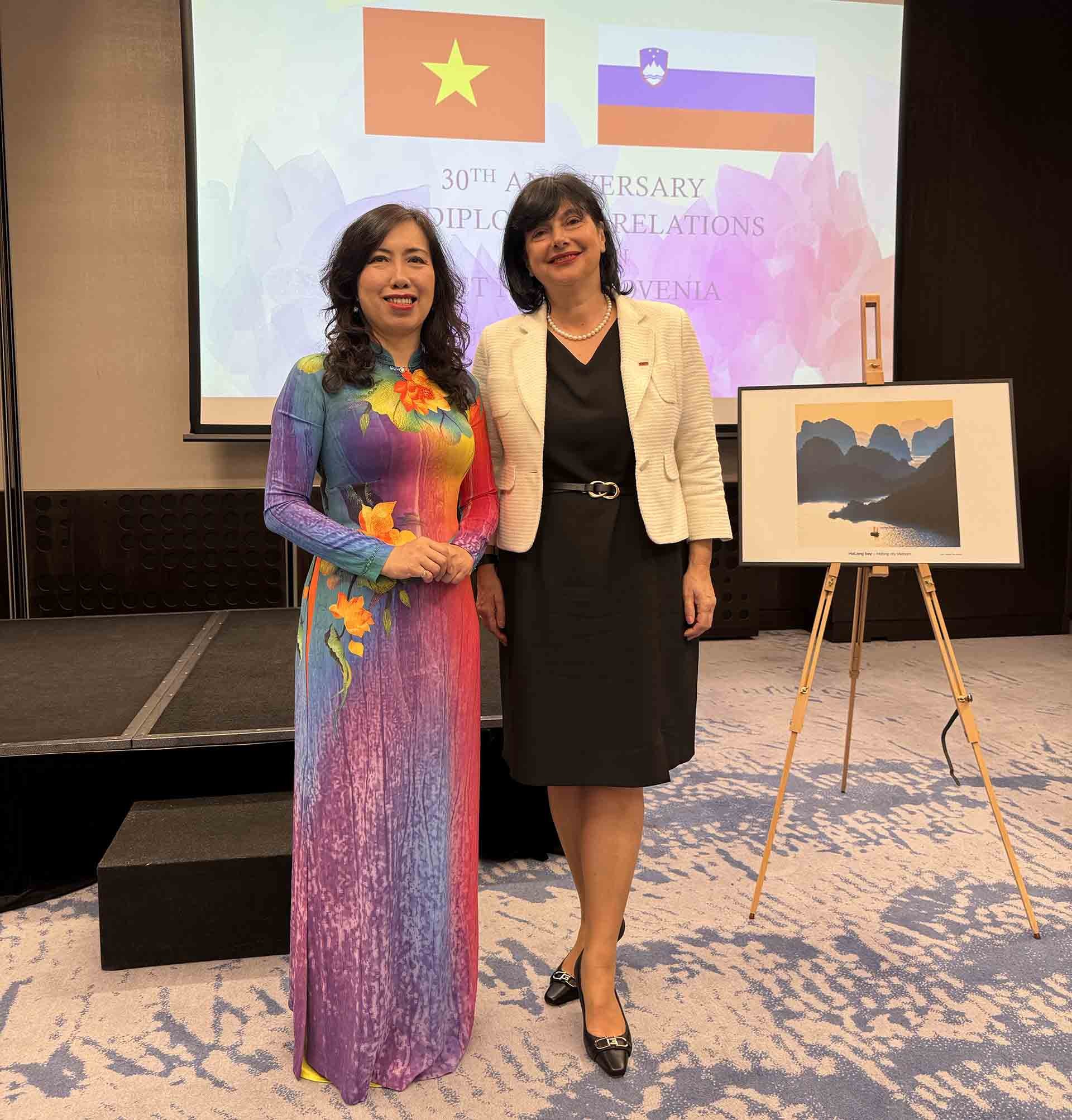 Kỷ niệm 30 năm thiết lập quan hệ ngoại giao Việt Nam-Slovenia