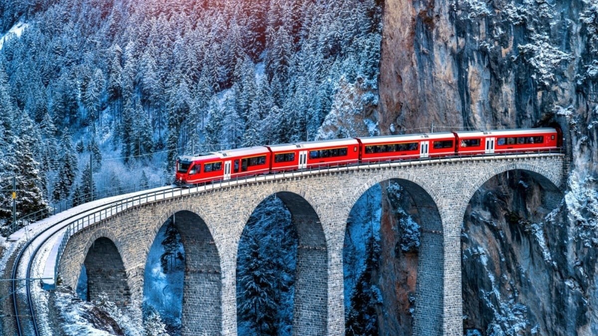 'Tan chảy' với những cung đường sắt đẹp nhất châu Âu