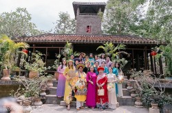 Sở Ngoại vụ TP. Hồ Chí Minh tổ chức giao lưu, trải nghiệm văn hóa Việt cho nữ cán bộ và phu nhân ngoại giao