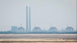 Nhà máy điện hạt nhân Zaporizhzhia hứng pháo kích được cho là của Ukraine, IAEA và Mỹ lập tức họp bàn