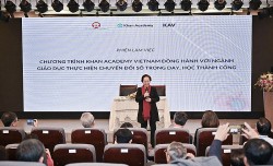 Chủ tịch hội Khuyến học Việt Nam Nguyễn Thị Doan khuyến khích các địa phương 'hành động' để tránh lạc hậu trong xu hướng giáo dục mới