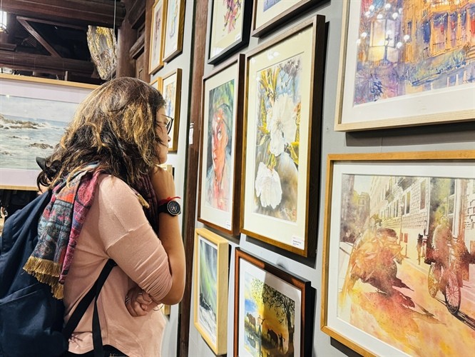 Largest-ever watercolour painting exhibition to take place in Temple of Literature International artists to participate in the large-ever watercolor painting exhibition at the Temple of Literature