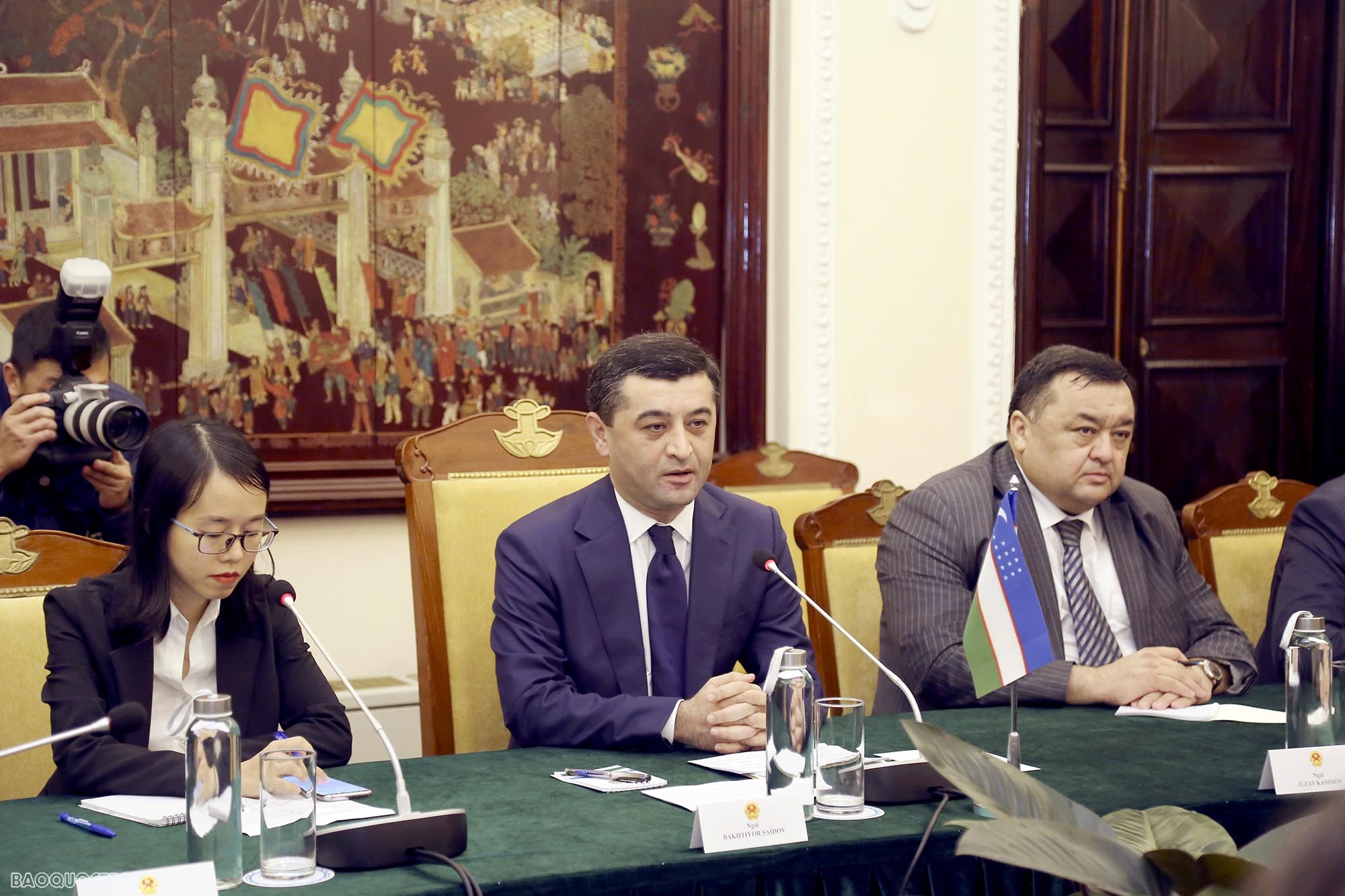 Bộ trưởng Ngoại giao Bùi Thanh Sơn tiếp, hội đàm với Bộ trưởng Ngoại giao Uzbekistan Bakhtiyor Saidov