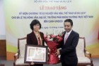 Nguyên Đại sứ Lê Thị Hồng Vân được trao tặng Kỷ niệm chương Vì sự nghiệp văn hóa, thể thao và du lịch