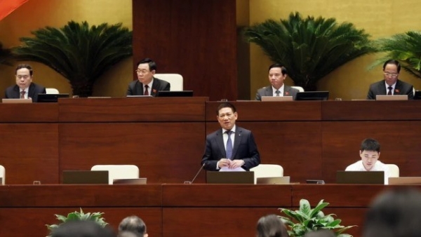 Finance Minister Ho Duc Phoc fields questions by NA Standing Committee