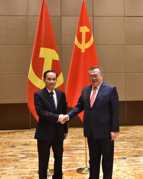 Vietnam, China Party officials on external relations hold talks in China's Jilin province