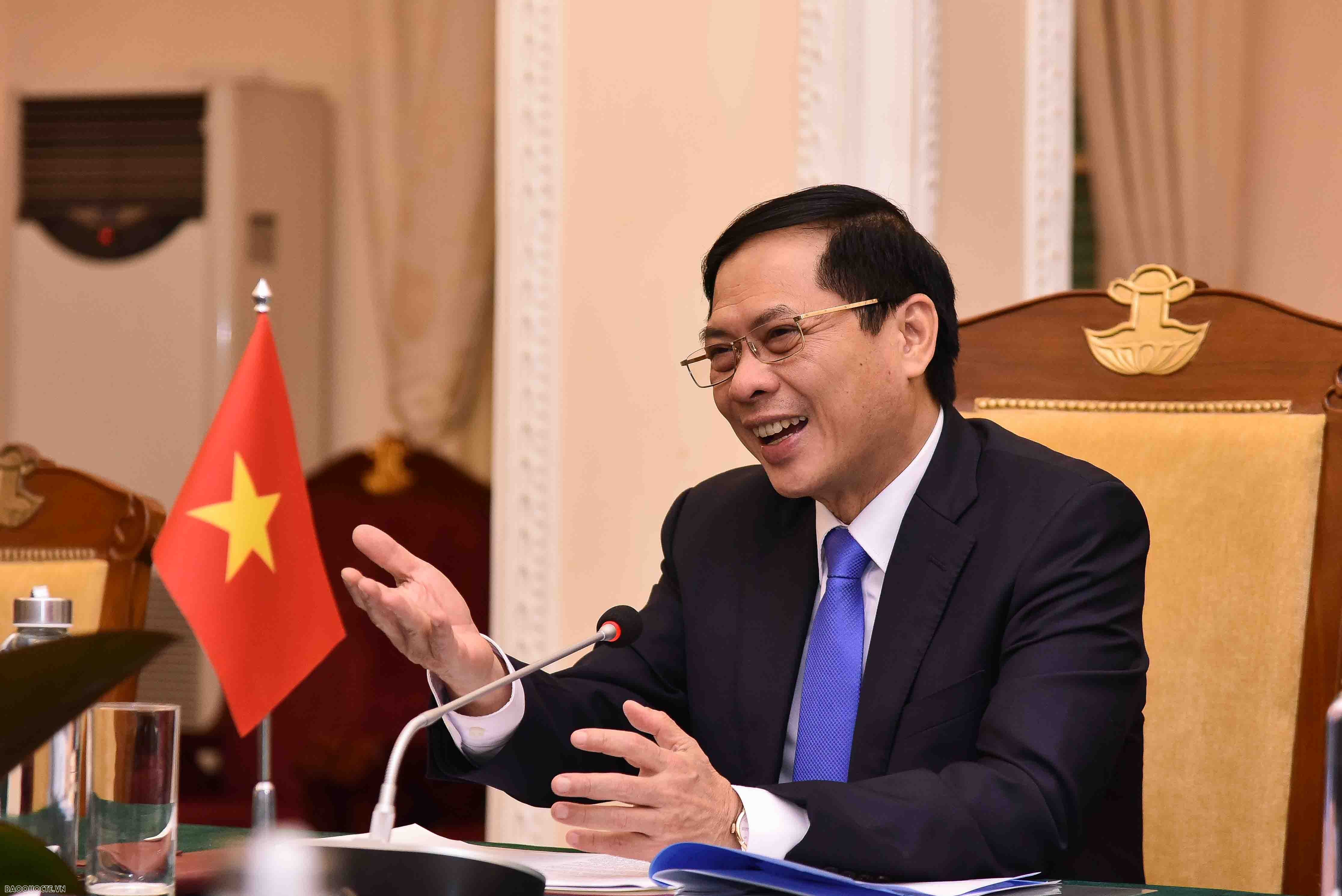 Vietnam, Argentina Foreign Ministers hold talks to expand cooperation relations