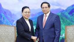 Thủ tướng Phạm Minh Chính tiếp Đại sứ Lào tại Việt Nam Khamphao Ernthavanh