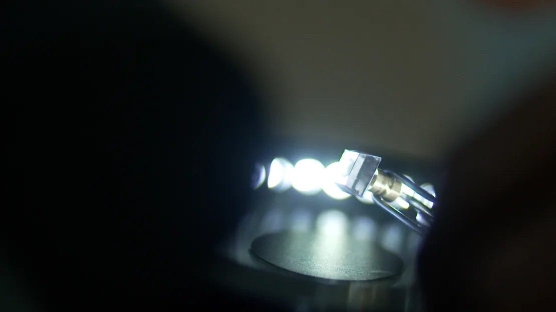 Sản xuất kim cương nhân tạo tại UAE: Ý tưởng táo bạo đưa 'mỏ' kim cương đến tay người tiêu dùng