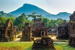 Báo Ấn Độ gợi ý những điểm du lịch hàng đầu miền Trung Việt Nam không thể bỏ qua