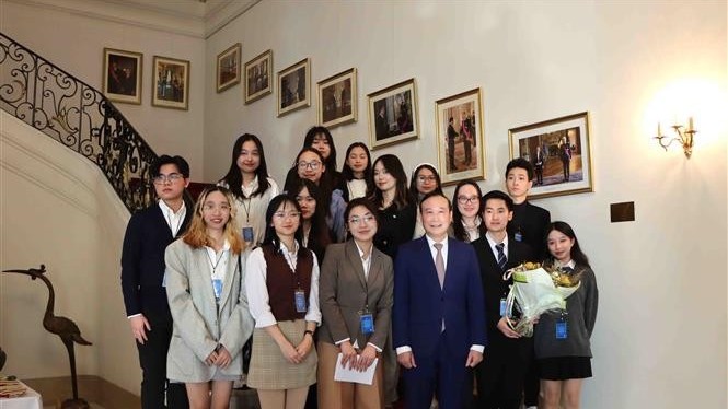 Sinh viên Việt Nam tại Bỉ quyết tâm giữ vững tinh thần đoàn kết và lòng tự hào quê hương