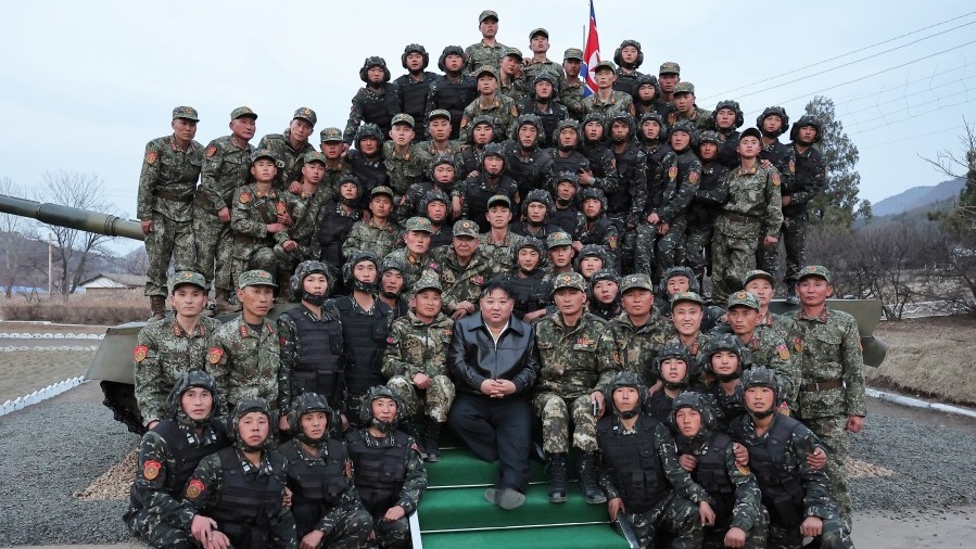 Chủ tịch Triều Tiên kêu gọi lực lượng xe tăng nâng cao sức chiến đấu