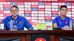HLV Philippe Troussier, HLV Shin Tae Yong họp báo trước trận đấu Việt Nam và Indonesia