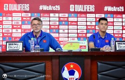 HLV Philippe Troussier, HLV Shin Tae Yong họp báo trước trận đấu Việt Nam và Indonesia