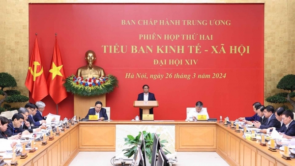 Thủ tướng Phạm Minh Chính chủ trì phiên họp thứ hai Tiểu ban Kinh tế-xã hội Đại hội XIV của Đảng