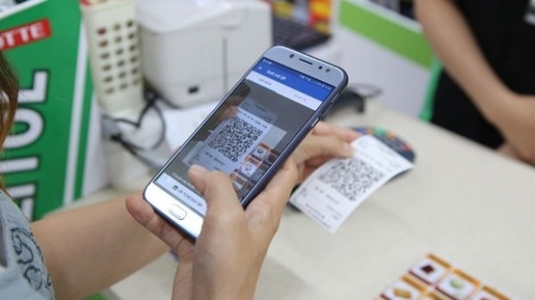 More Vietnamese people go cashless: Visa study