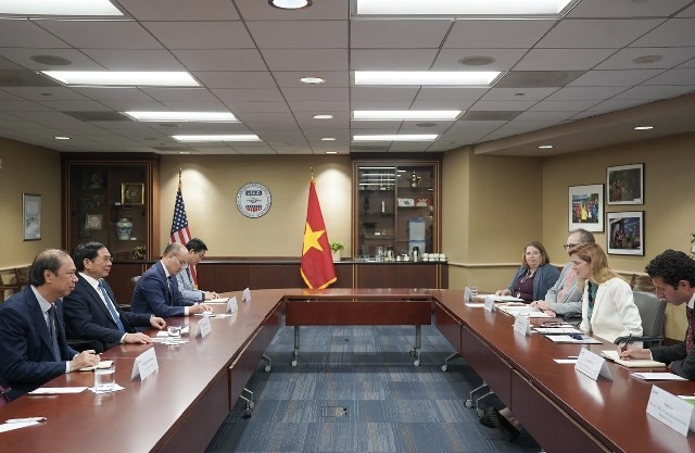 FM Bui Thanh Son meets USAID Administrator Samantha Power