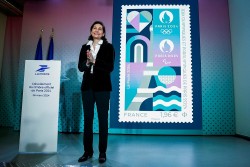 Phát hành và bán khoảng 800.000 tem thư chính thức của Thế vận hội Olympic Paris 2024